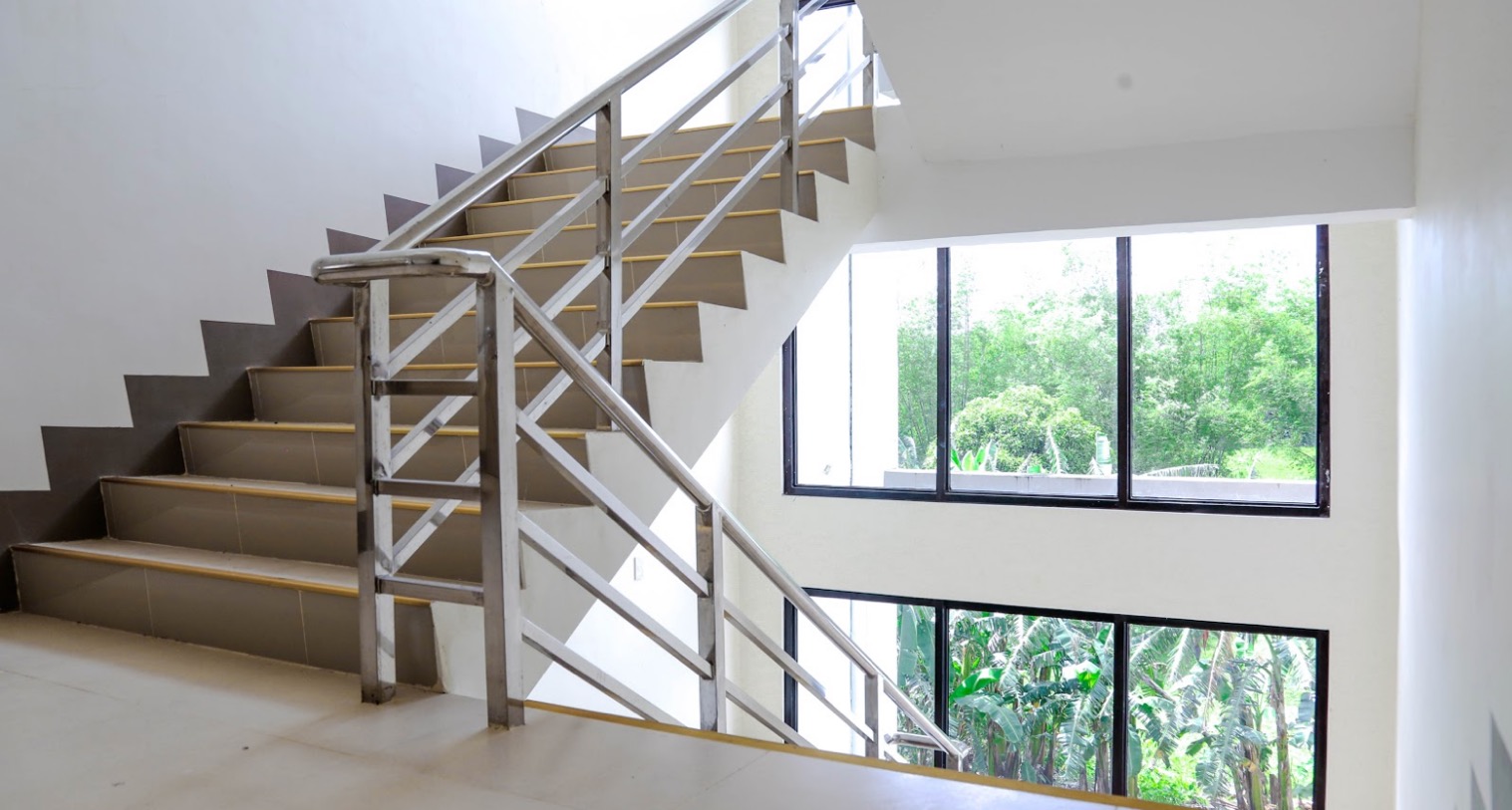 VSU Innovation Center staircase leading to the third floor of the building