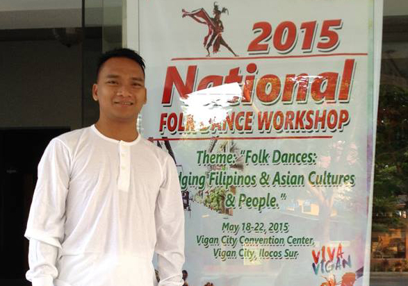 Mr. Lomel Q. Abarquez in a souvenir shot during the 2015 National Folk Dance Workshop in Vigan.
