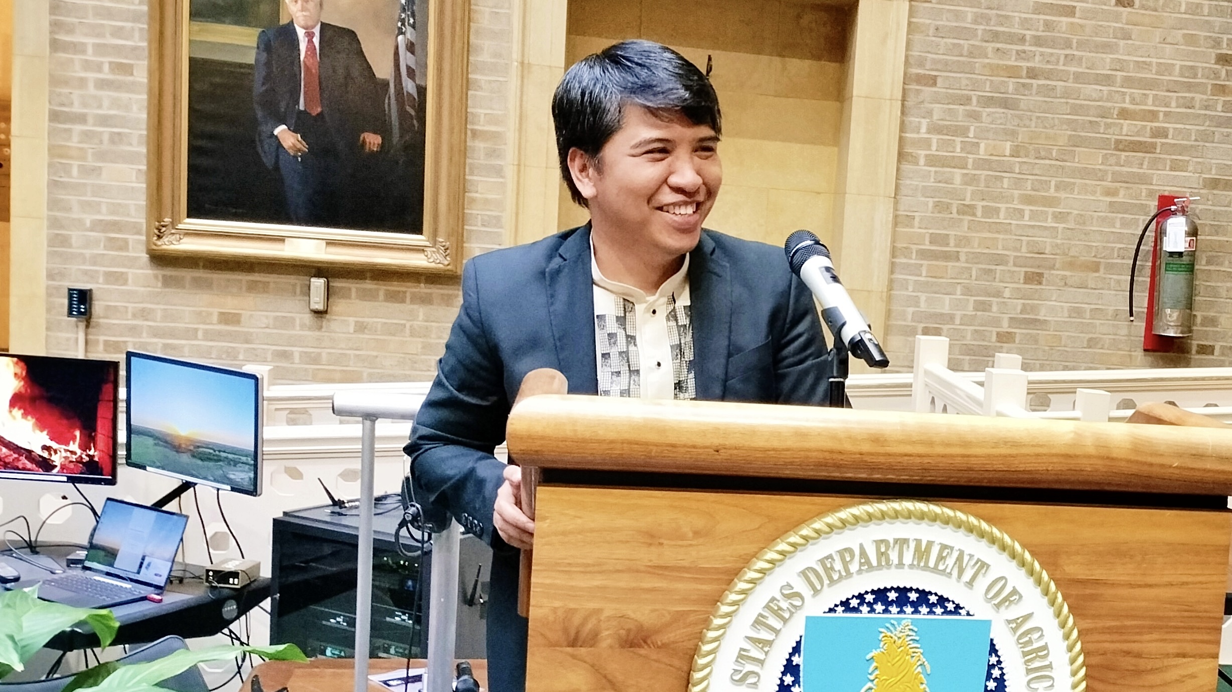 Sir Neil as USDA FAS SEP